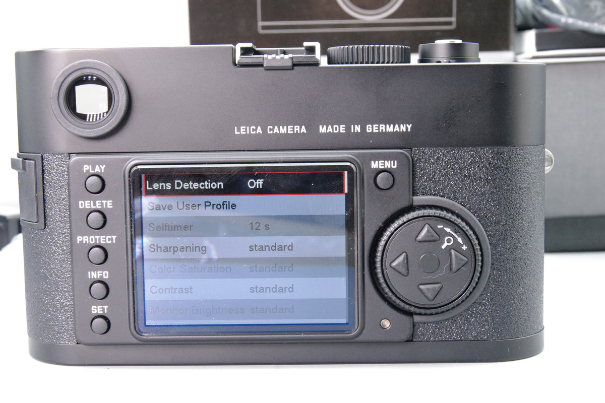 Leica M8 Digital Rangefinder Camera Body Black Chrome Boxed Set Low Shutter 98 Mint