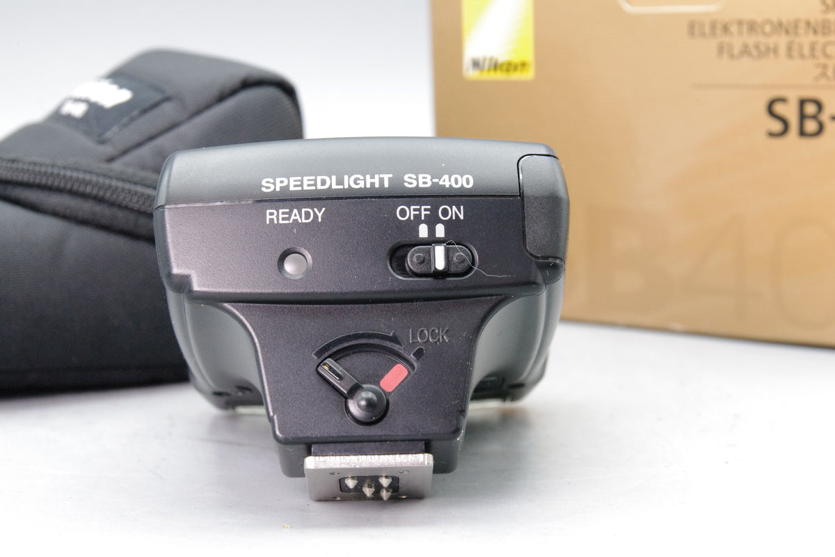 Nikon Speedlight SB-400 i-TTL Compact Flash Unit Boxed with Soft Case Tested Mint