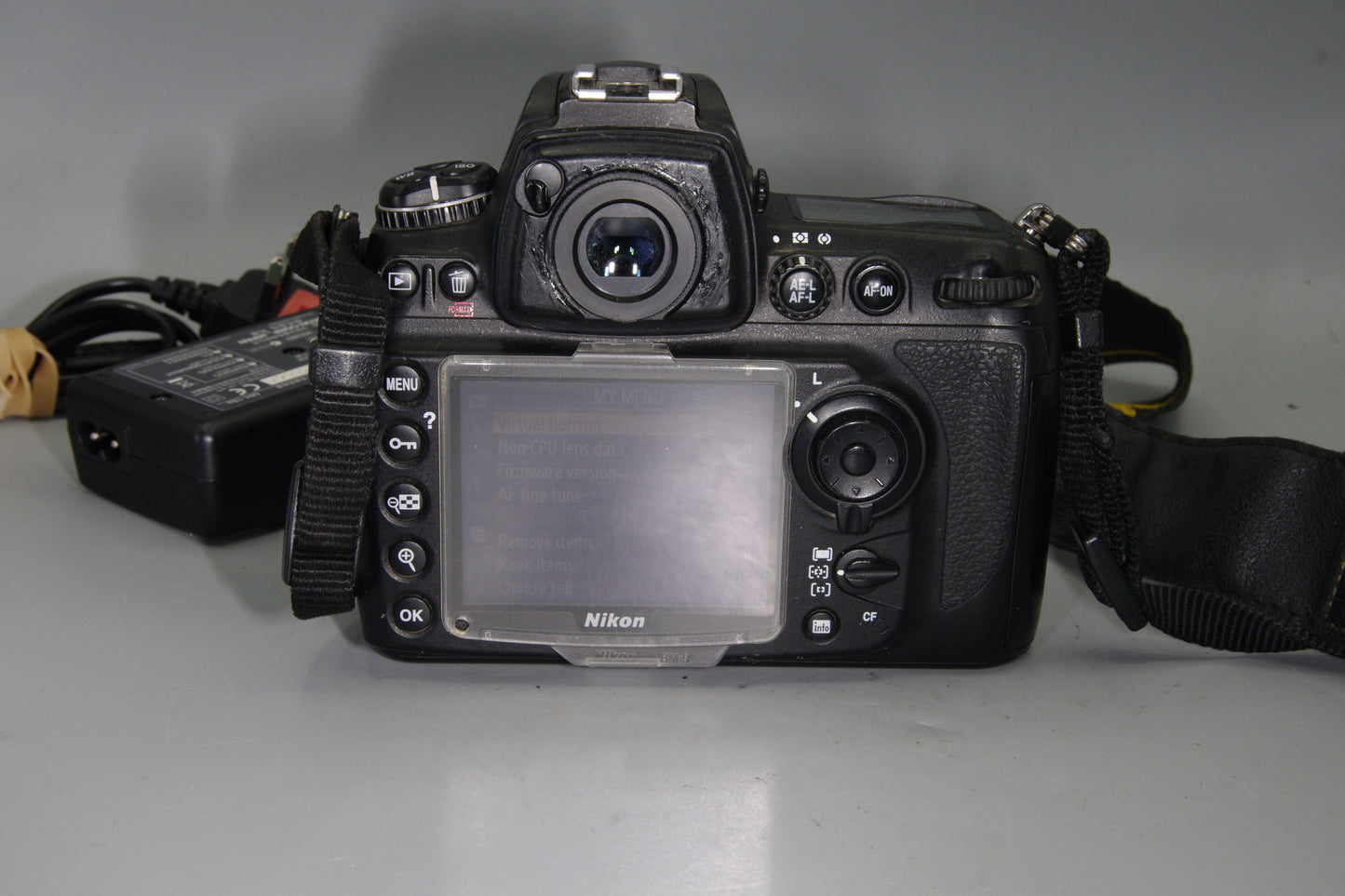 Nikon D700 Full Frame DSLR Camera Body - 12.1MP FX Sensor - VGC