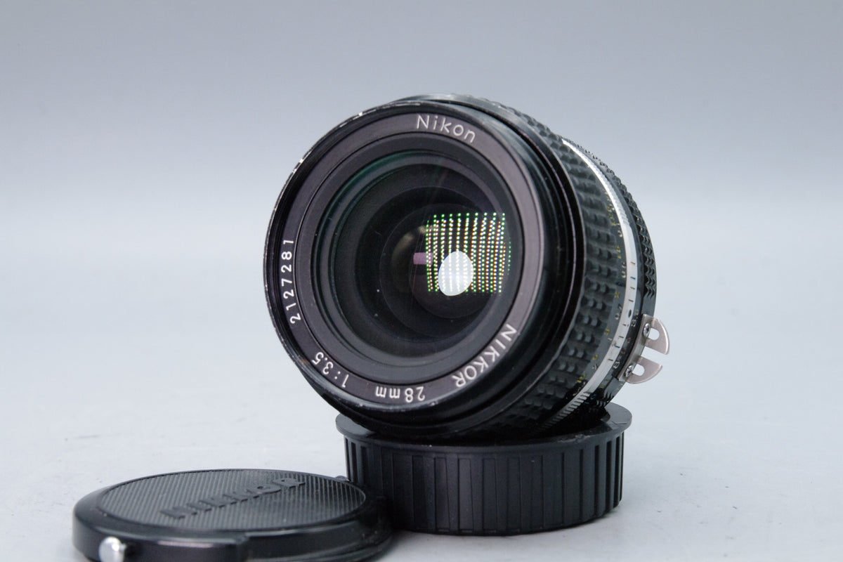 Nikon AI-S Nikkor 28mm f3.5 Wide Angle Prime Lens F Mount Caps Tested Excellent