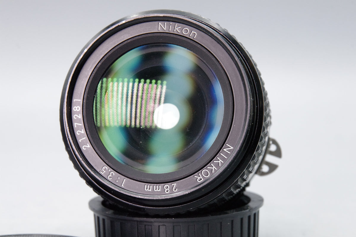 Nikon AI-S Nikkor 28mm f3.5 Wide Angle Prime Lens F Mount Caps Tested Excellent