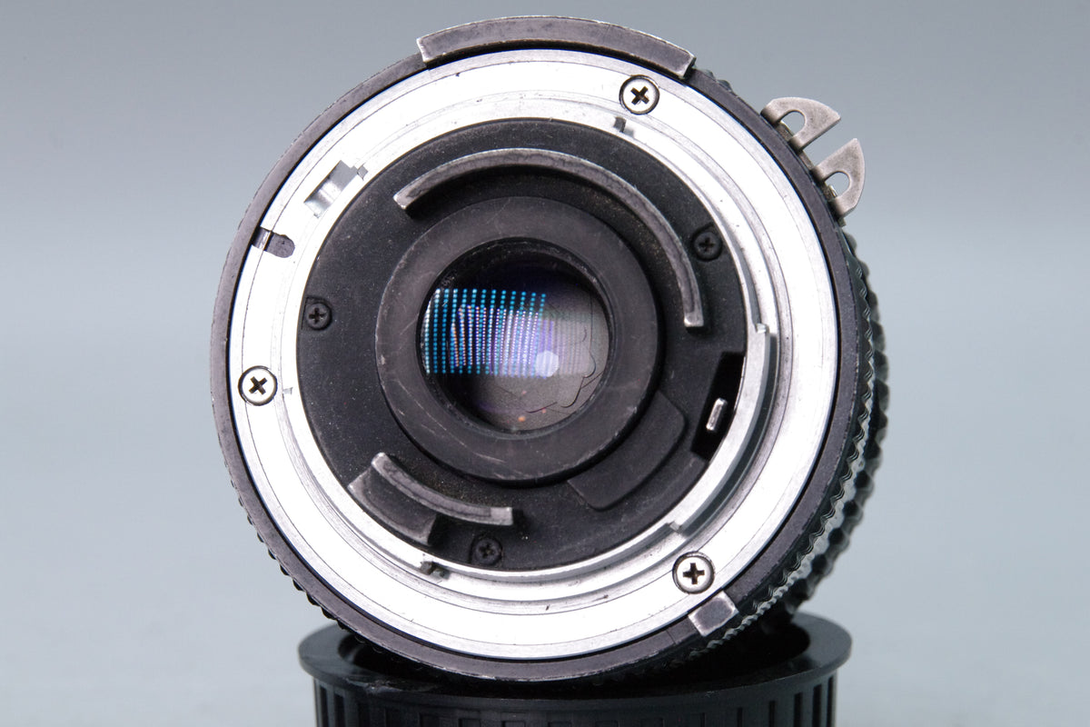 Nikon AI-S Nikkor 28mm f3.5 Wide Angle Prime Lens F Mount Caps Tested Excellent