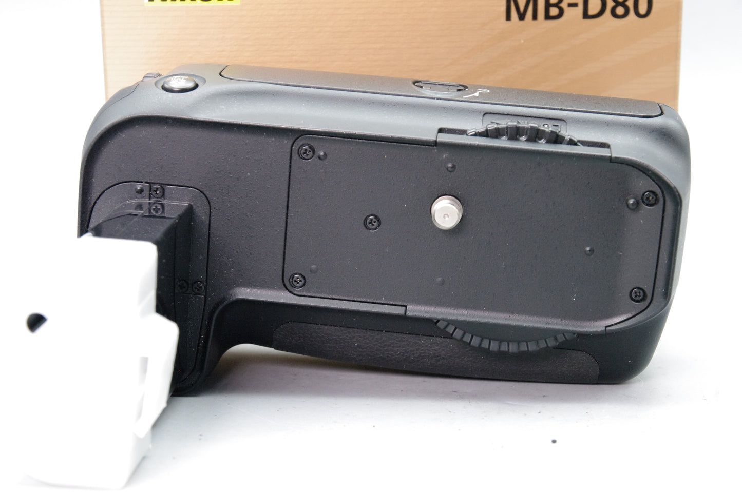 Nikon MB‑D80 Battery Grip – AA Tray Included – Boxed – Excellent Condition