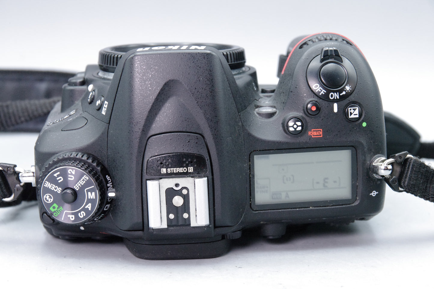 Nikon D7100 24MP DSLR Camera – Excellent Condition – S/C 26143 – Battery & Charger