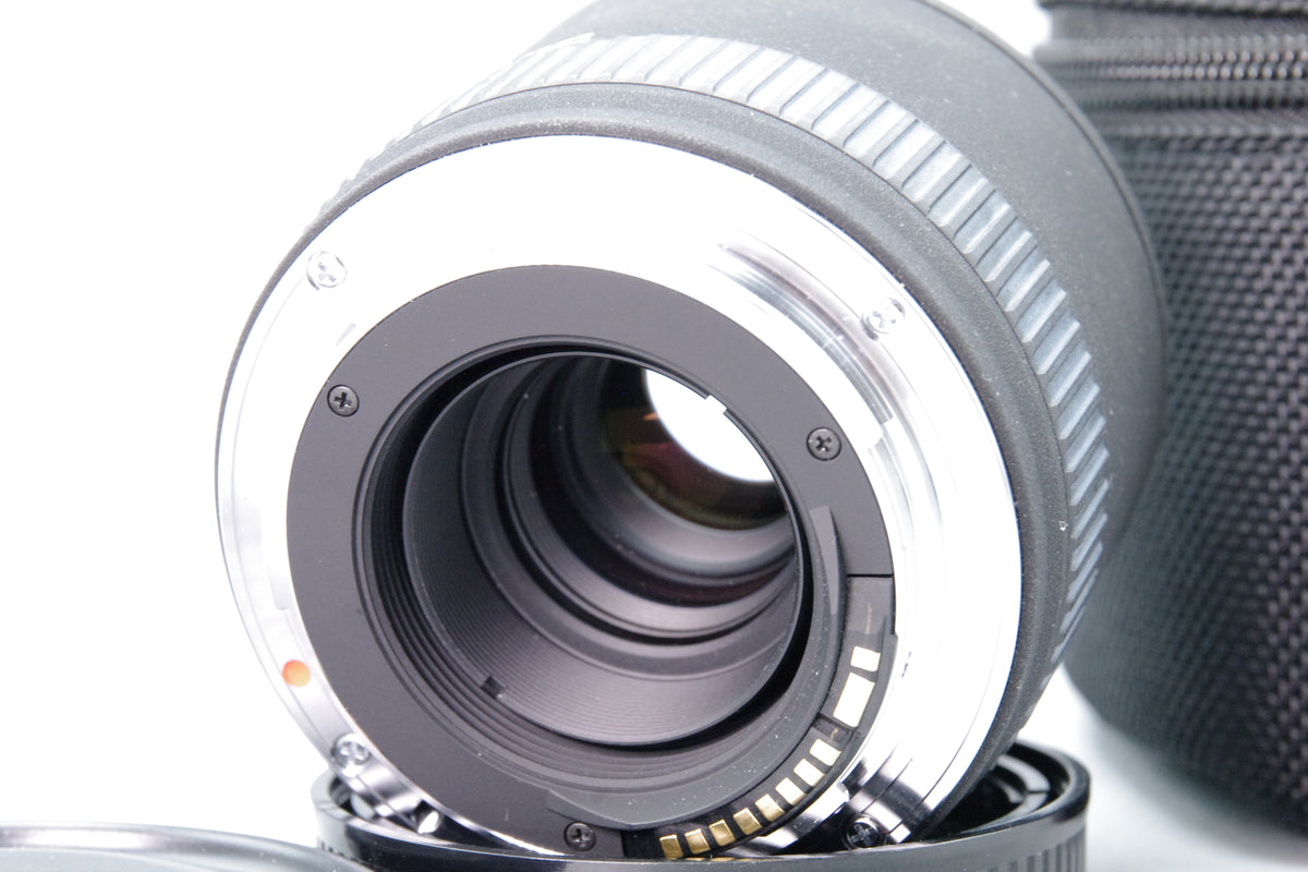 Sigma APO Tele Converter 2x EX DG Nikon F Mount Teleconverter Case Caps Excellent