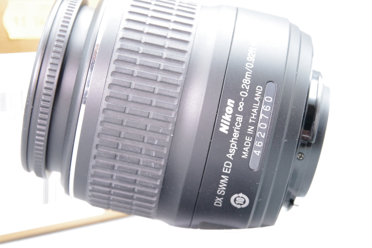 Nikon AF-S DX Zoom-Nikkor 18-55mm f3.5-5.6G ED II Lens Boxed Cap Tested Excellent