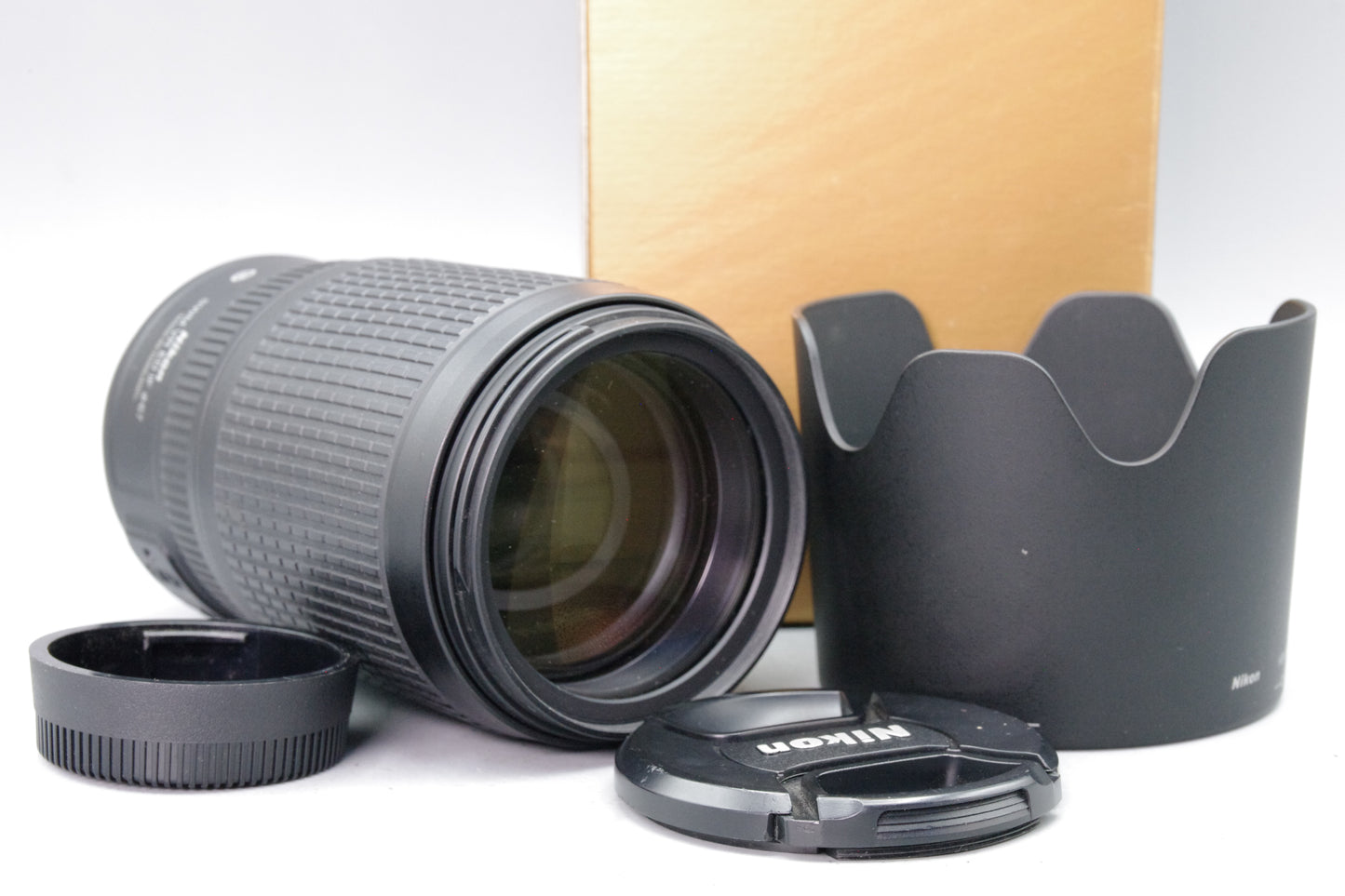 Nikon AF-S Nikkor 70-300mm F/4.5-5.6G VR FX DX Lens Excellent Boxed