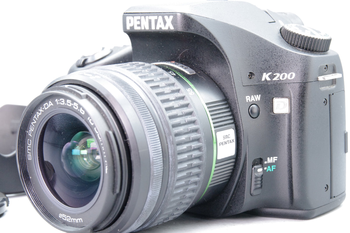 Pentax K200D 10.2MP Digital SLR Camera with SMC DA 18-55mm AL Lens Hood Cap Tested Excellent