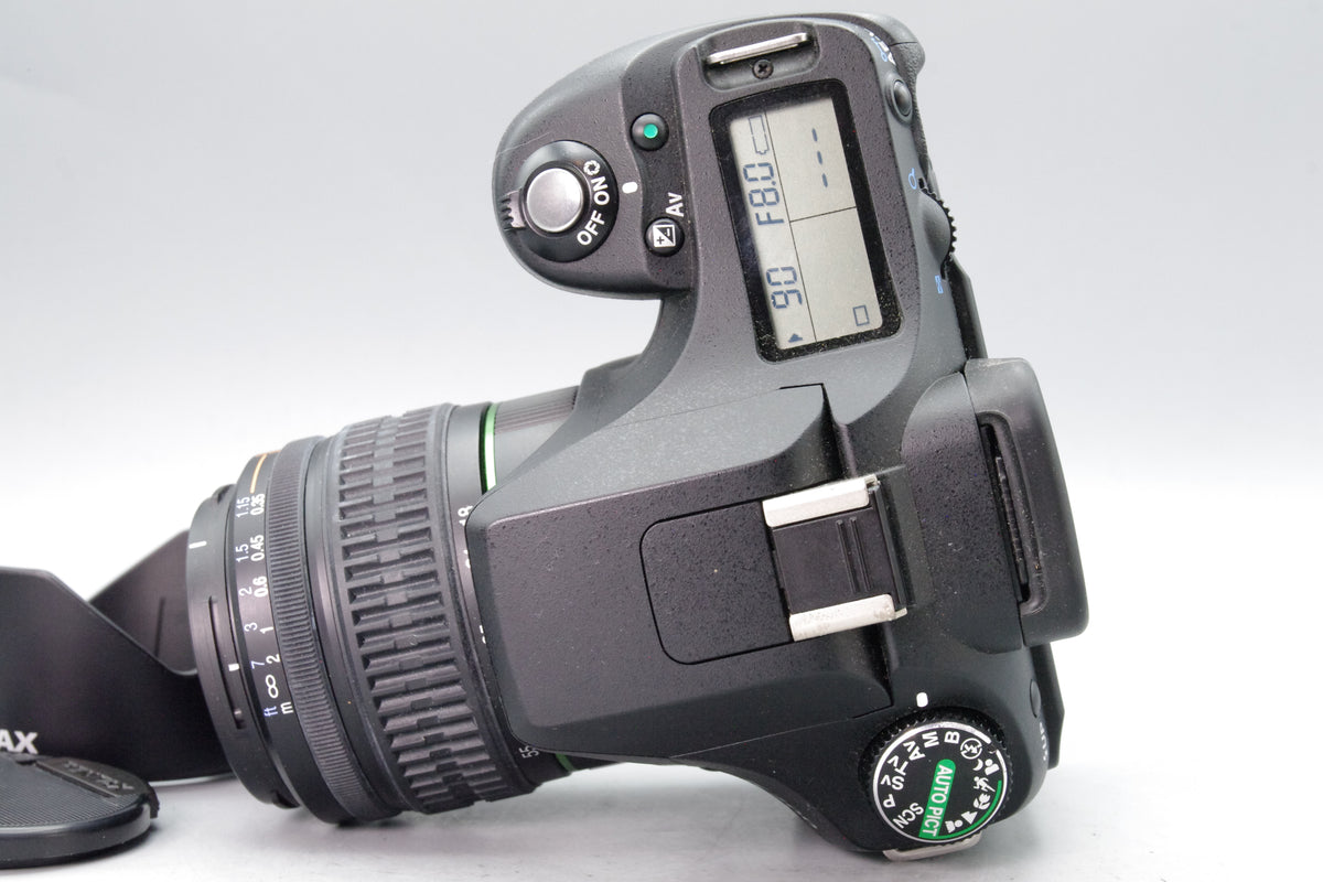 Pentax K200D 10.2MP Digital SLR Camera with SMC DA 18-55mm AL Lens Hood Cap Tested Excellent