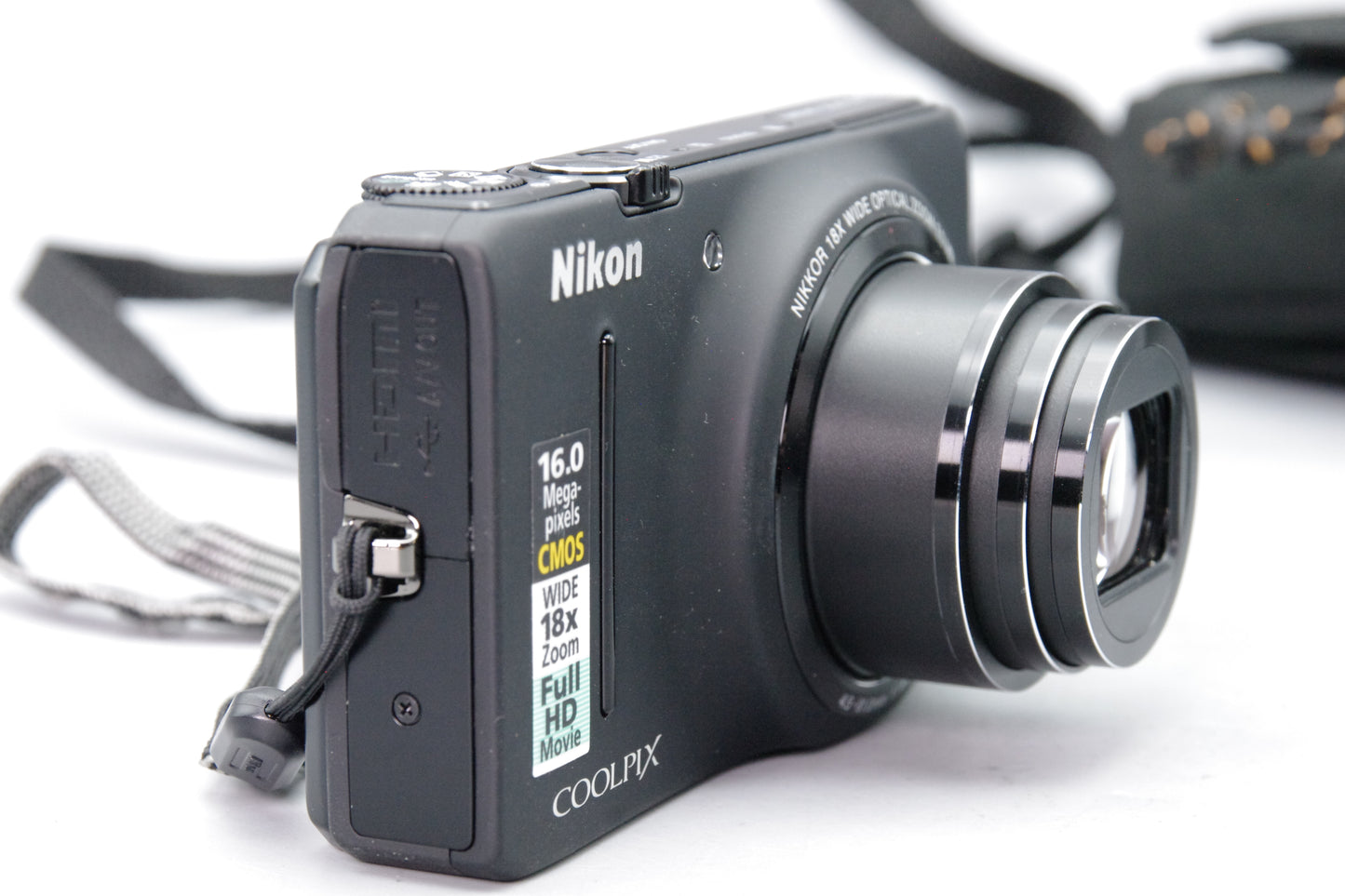 Nikon S9200 16MP Digital Camera – Tested – Excellent Condition – With Case