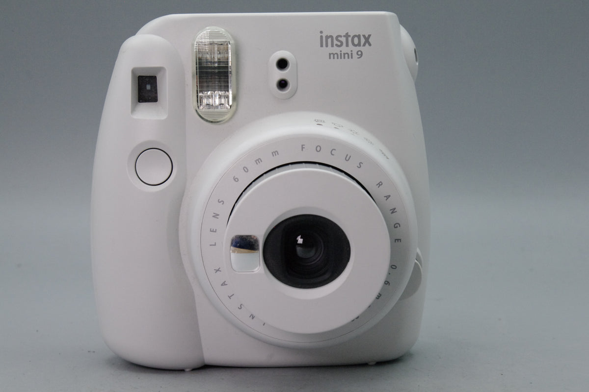Fujifilm Instax Mini 9 Instant Camera Smokey White Tested Excellent Condtion