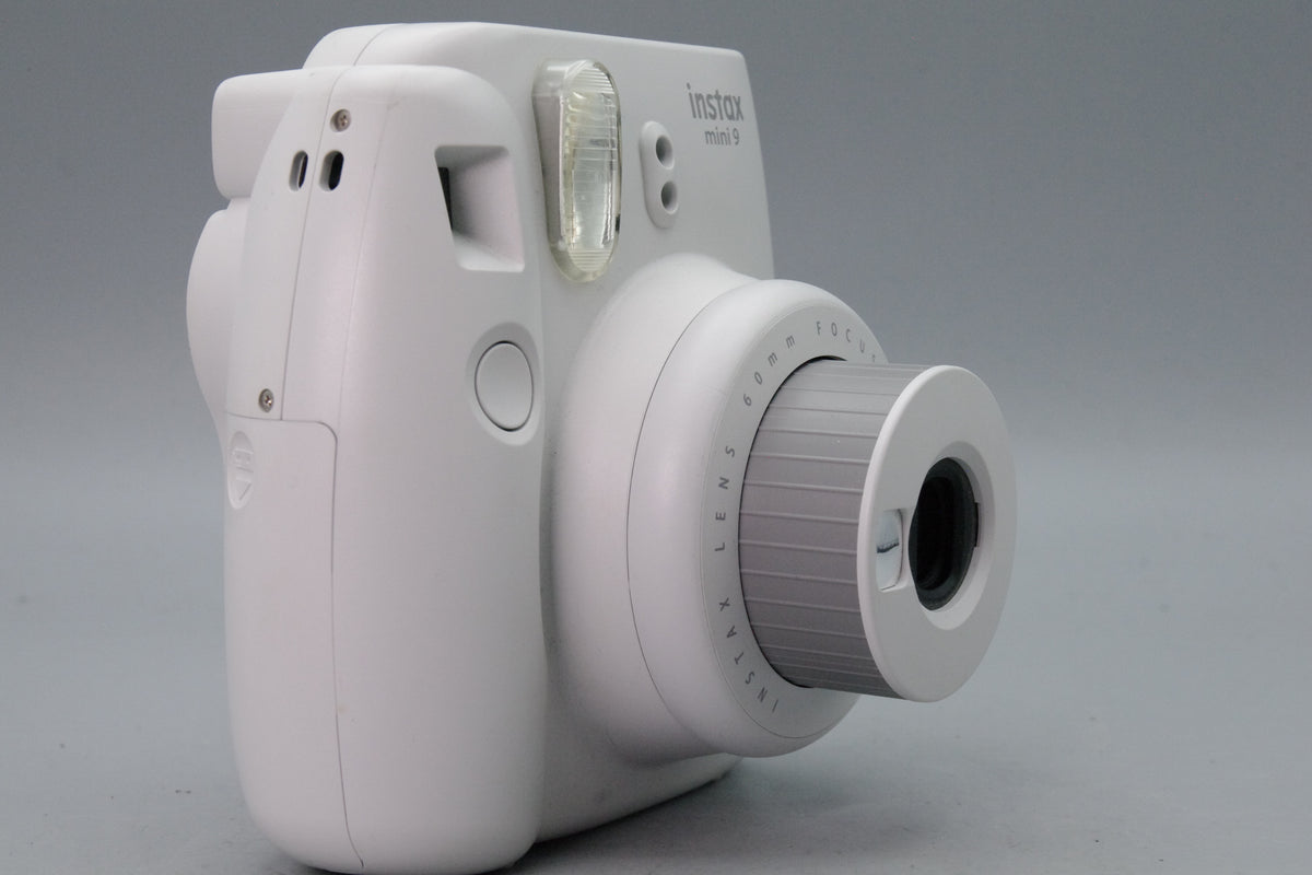 Fujifilm Instax Mini 9 Instant Camera Smokey White Tested Excellent Condtion