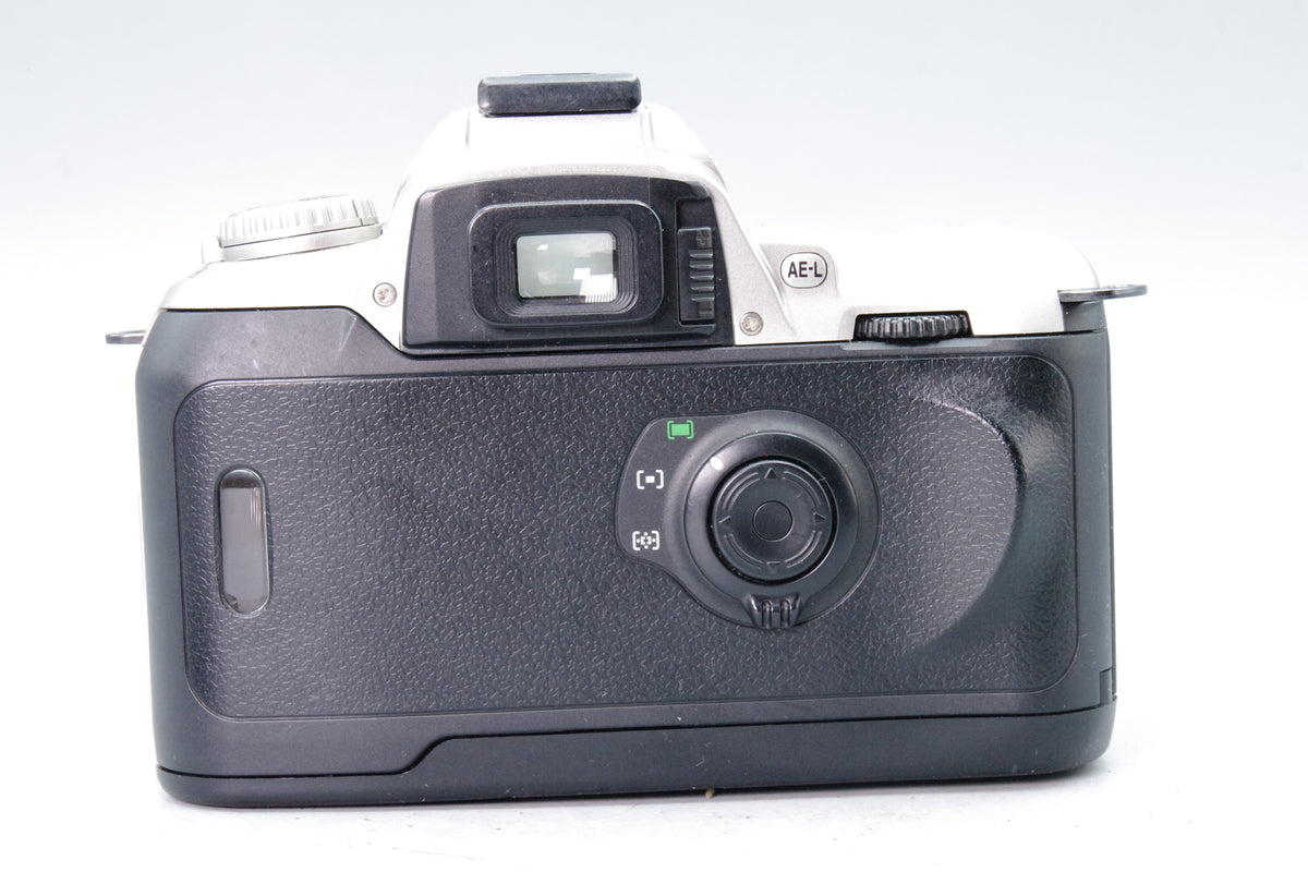 Nikon F75 35mm Film SLR with 28–100mm f/3.5–5.6G Lens – Silver
