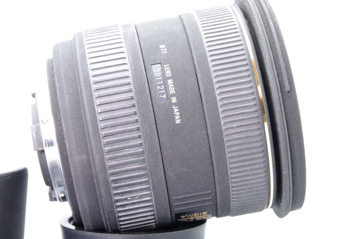 Sigma 10-20mm f4-5.6 EX DC HSM Lens Nikon F Mount Hood Caps Tested Excellent