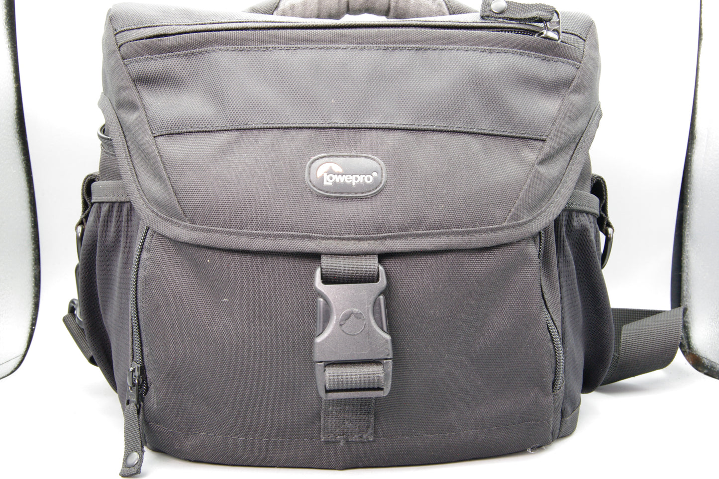 Lowepro Nova 180 AW Camera Bag – All Weather Protection