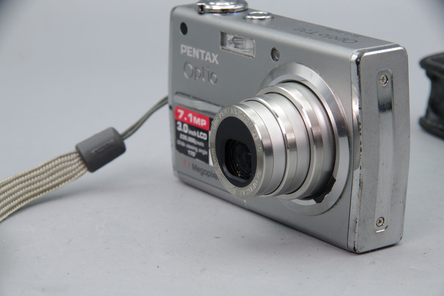 Pentax Optio T30 Compact Digital Camera – Touchscreen 7.1MP