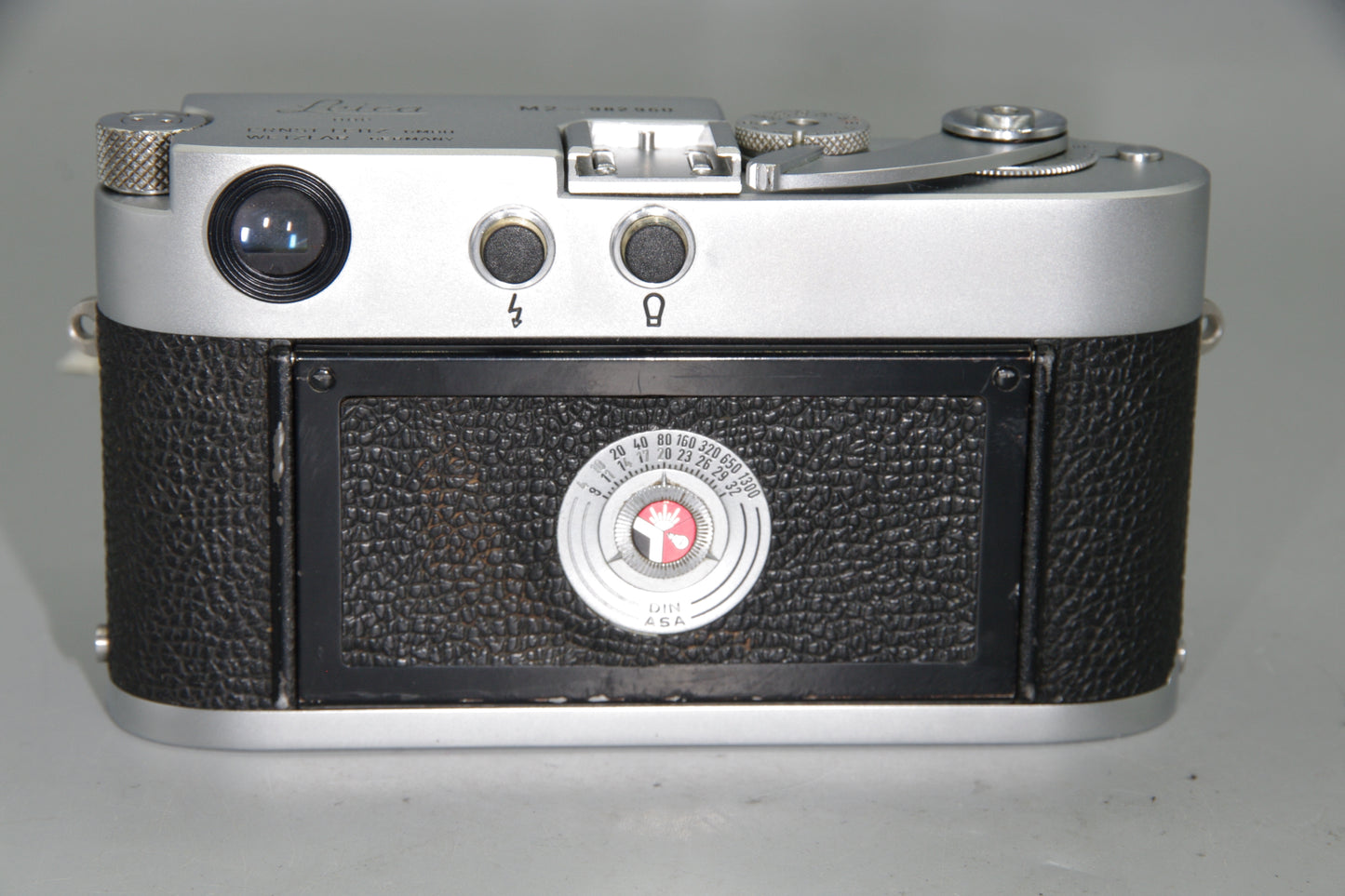 Leica M2 35mm Rangefinder Camera – 1959 Model w/ Self-Timer – Classic M Mount