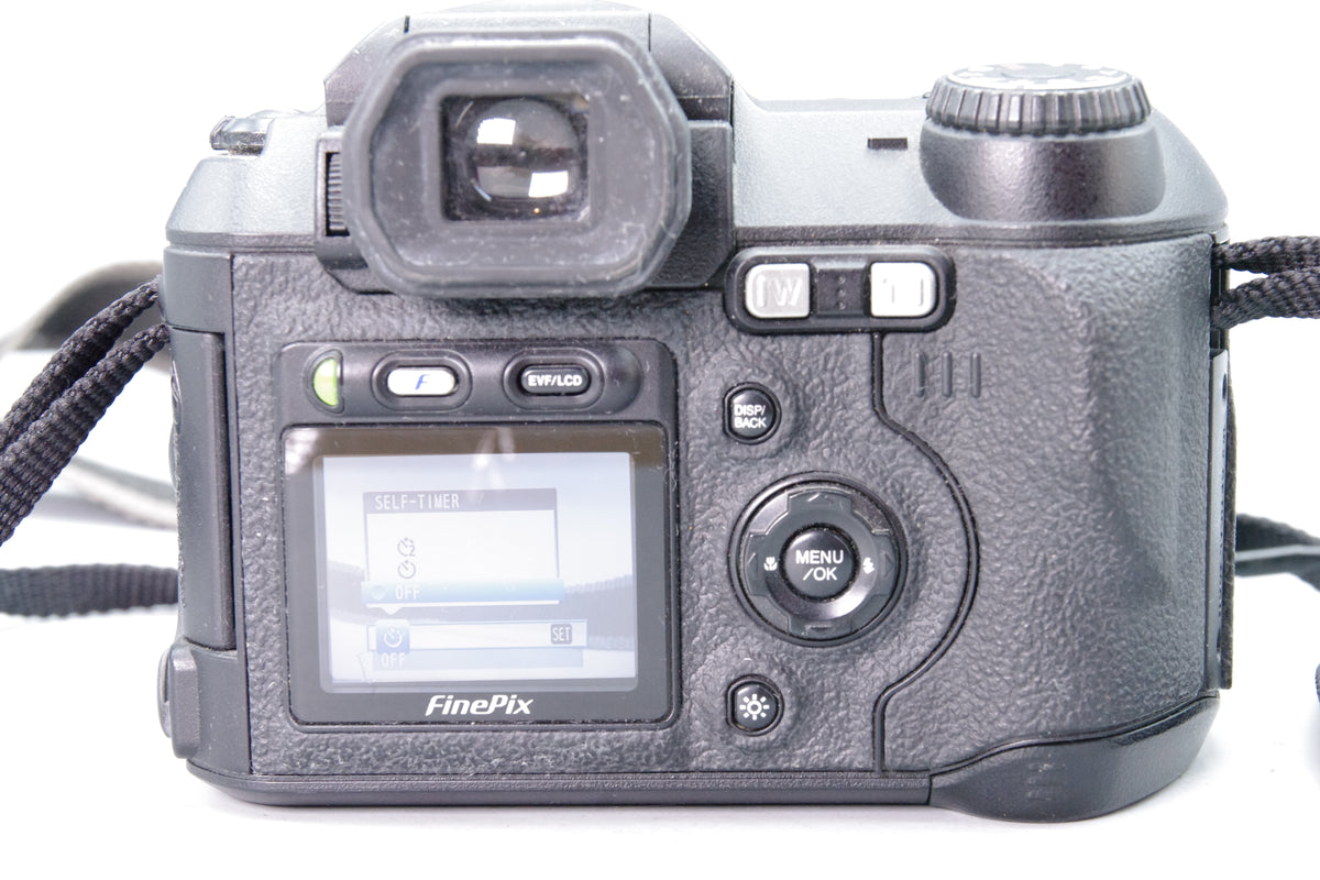 Fujifilm FinePix S5500 4.0MP Bridge Camera Fujinon 10x Optical Zoom Adapter Ring Strap Tested