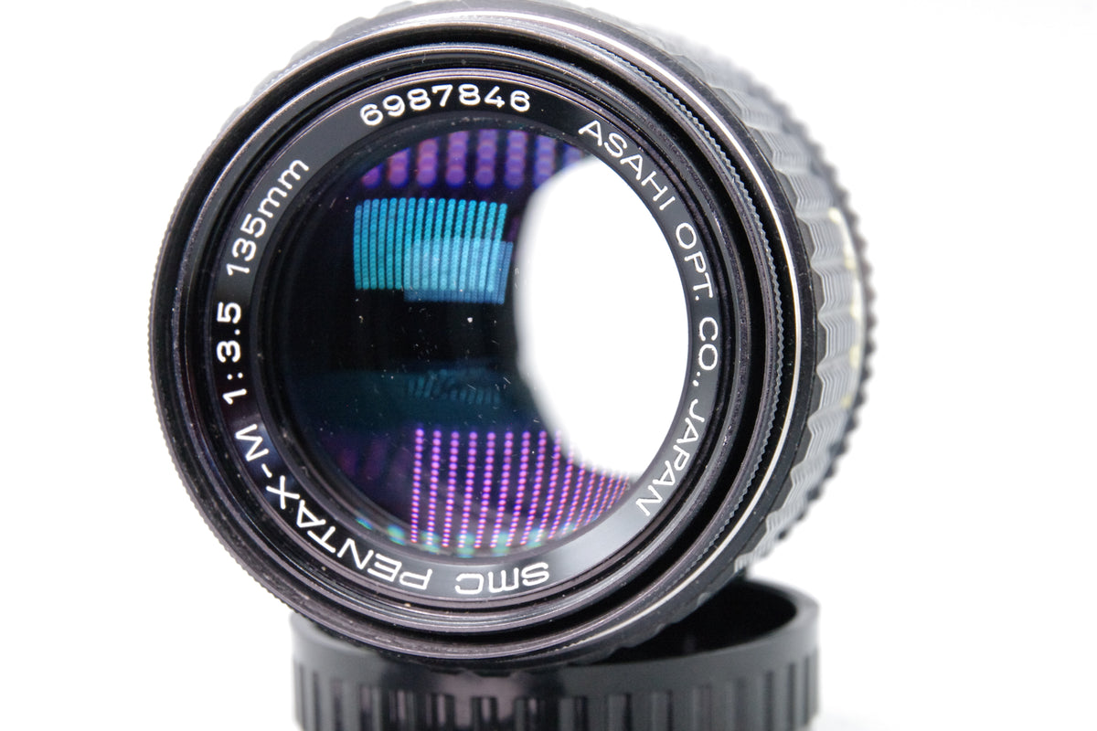 SMC Pentax-M 135mm f/3.5 – MF Telephoto Prime – K Mount – Compact Vintage.