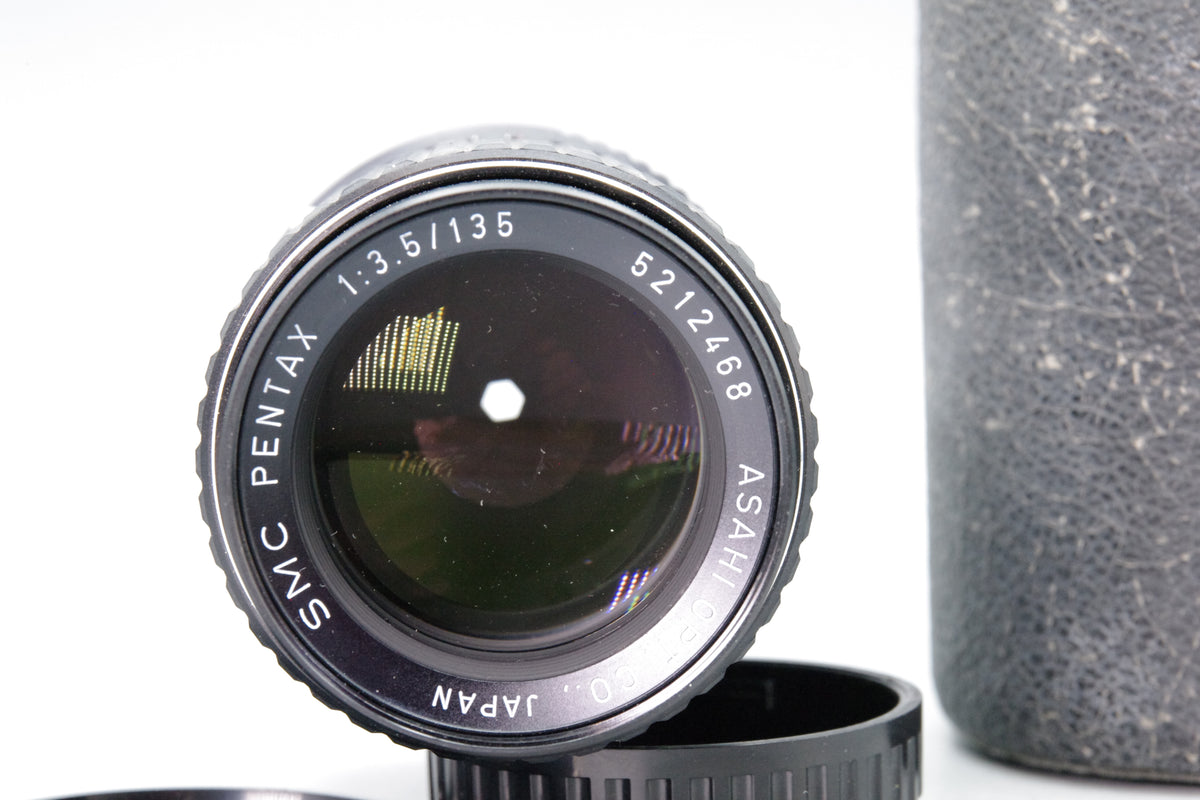 SMC Pentax 135mm f3.5 Telephoto Prime Lens Pentax PK Mount Hard Case Caps Tested
