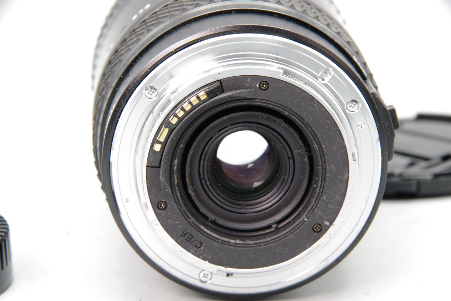 Tokina 35‑300mm F4.5‑6.7 Zoom Lens – Canon EF Mount – Very Good