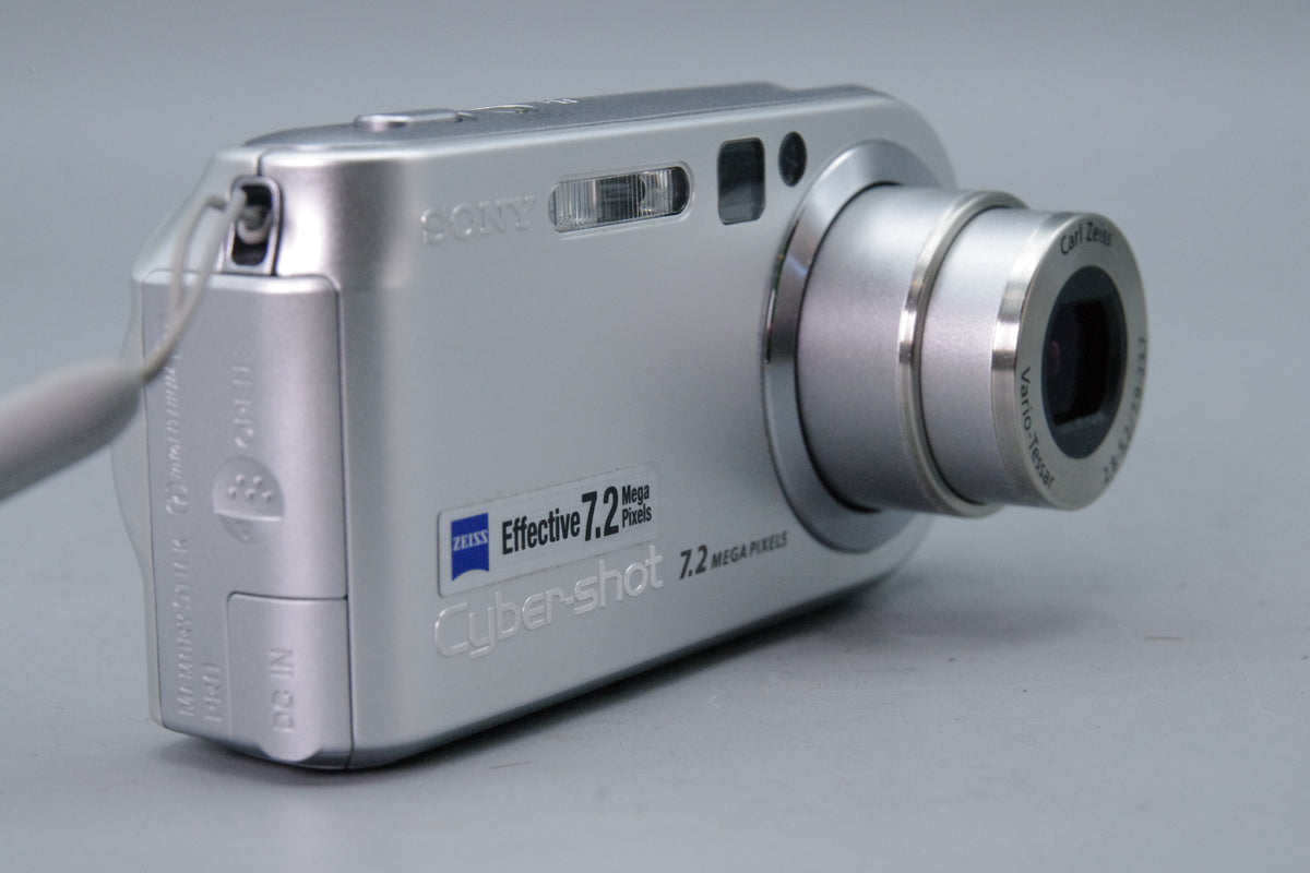 Sony Cyber-shot DSC-P200 7.2MP Digital Camera Silver Carl Zeiss 3x Zoom Tested