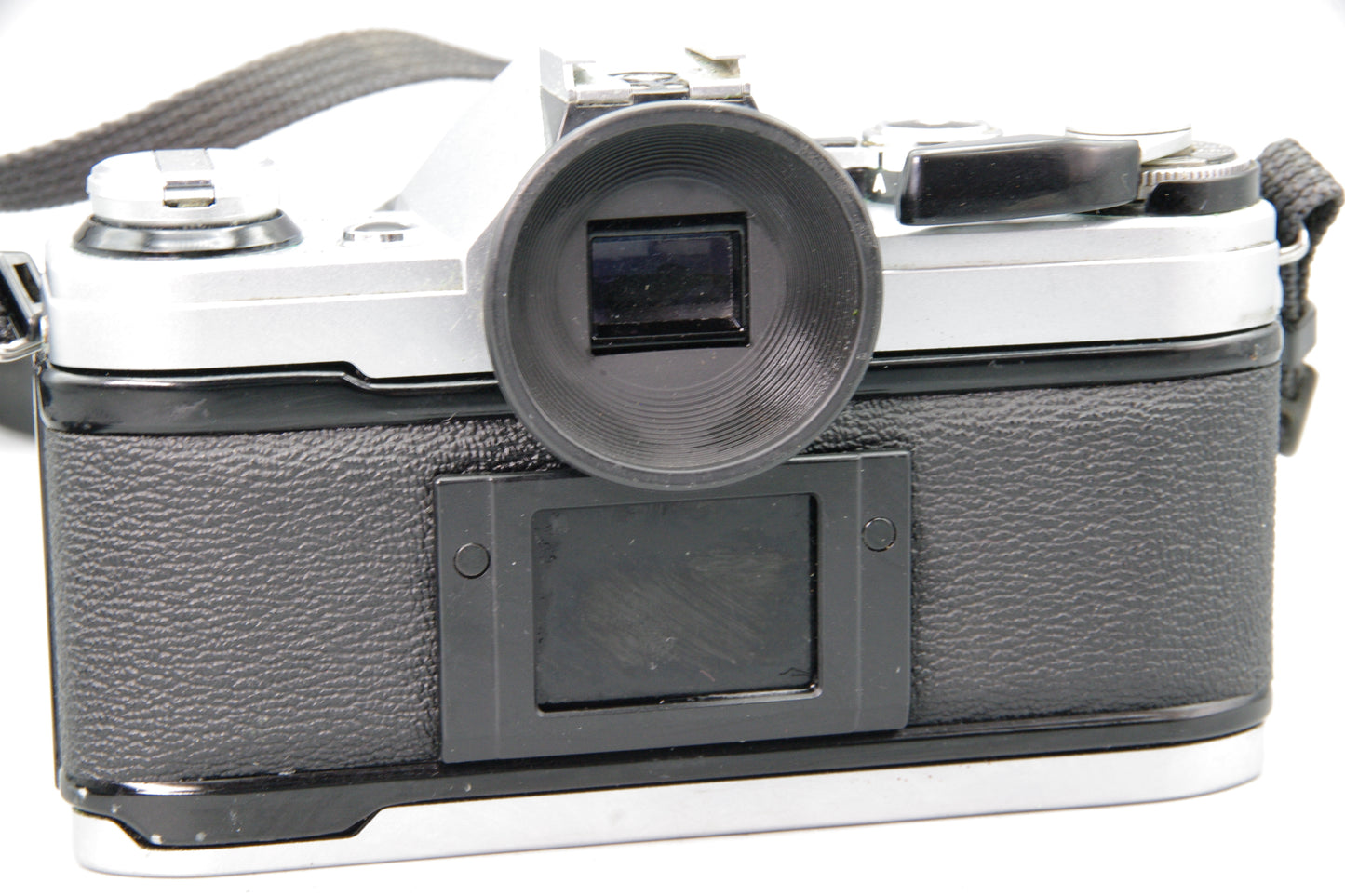Canon AE‑1 35mm SLR + Vivitar 28‑70mm F3.5‑4.8 Lens – Very Good