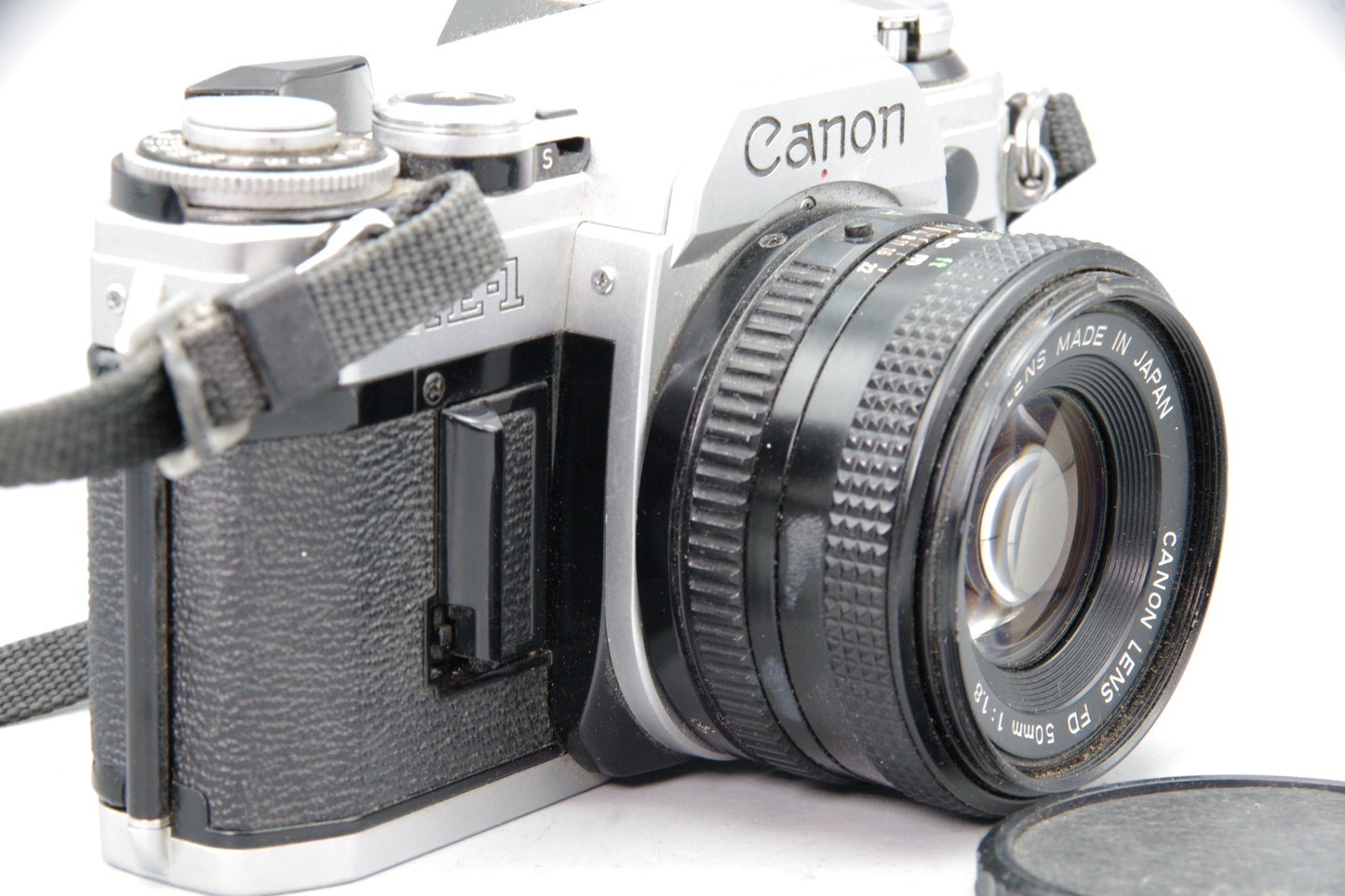 Canon AE-1 35mm SLR + 50mm f/1.8 Lens – Vintage Classic