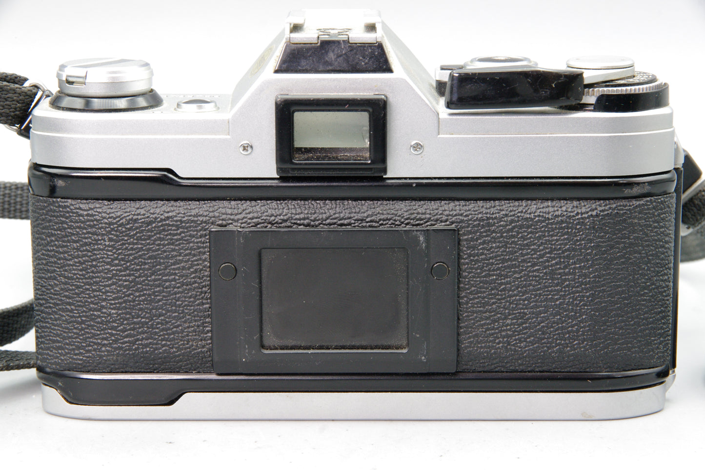 Canon AE-1 35mm SLR + 50mm f/1.8 Lens – Vintage Classic
