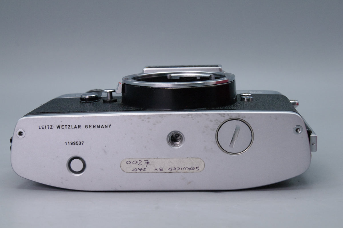 Leicaflex SL Silver Chrome 35mm SLR Camera Body Leitz Wetzlar 1968 - Serviced