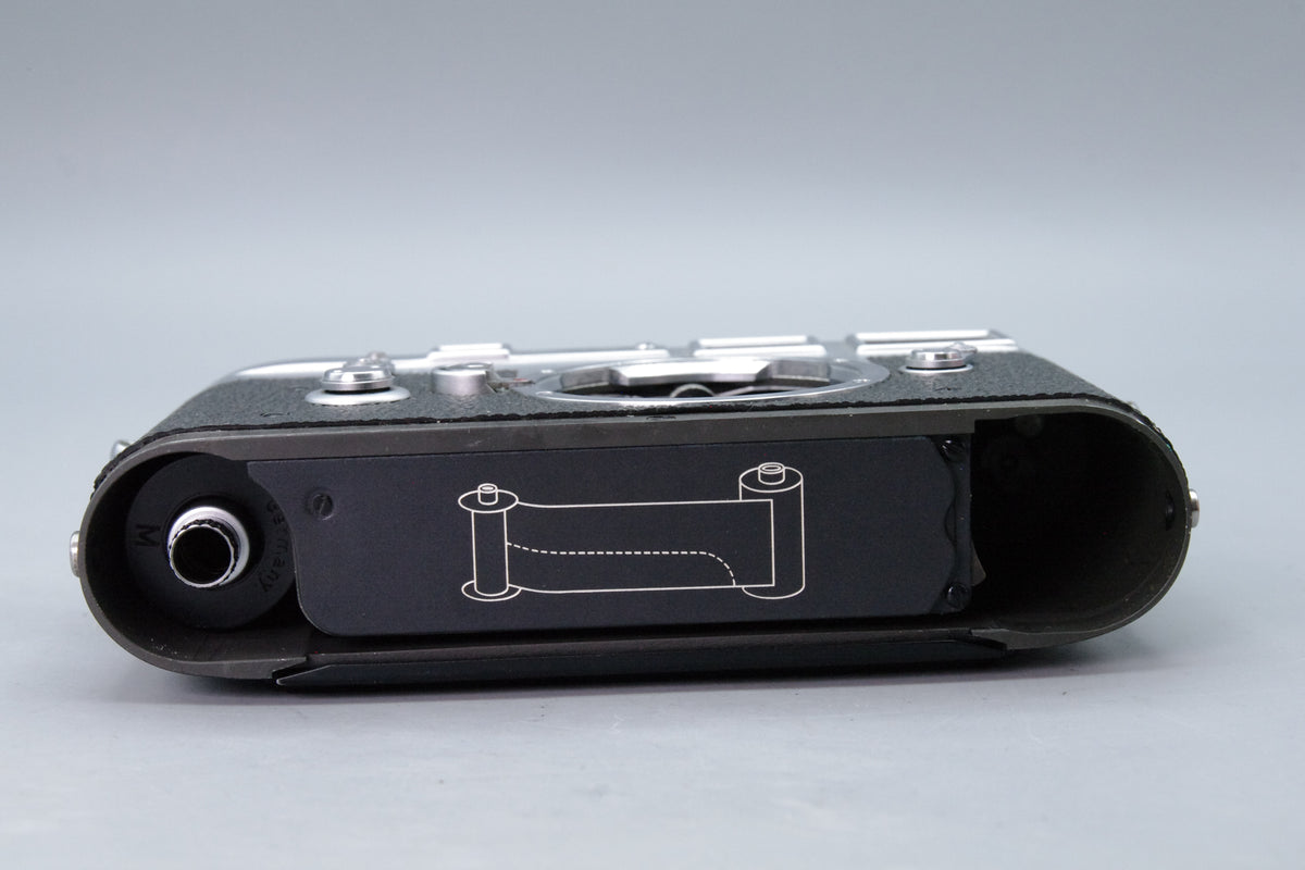 1960 Leica M3 Single Stroke Chrome 35mm Rangefinder Body Tested Excellent