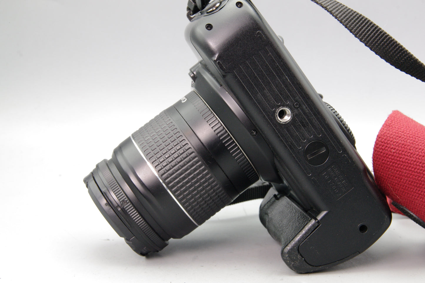 Canon EOS 5 35mm SLR + EF 28‑80mm F3.5‑5.6 II Lens – Very Good