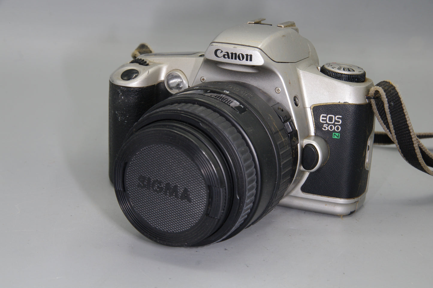 Canon EOS 500N 35mm Film SLR + Sigma 35–80mm Lens – VGC – Tested Autofocus Kit