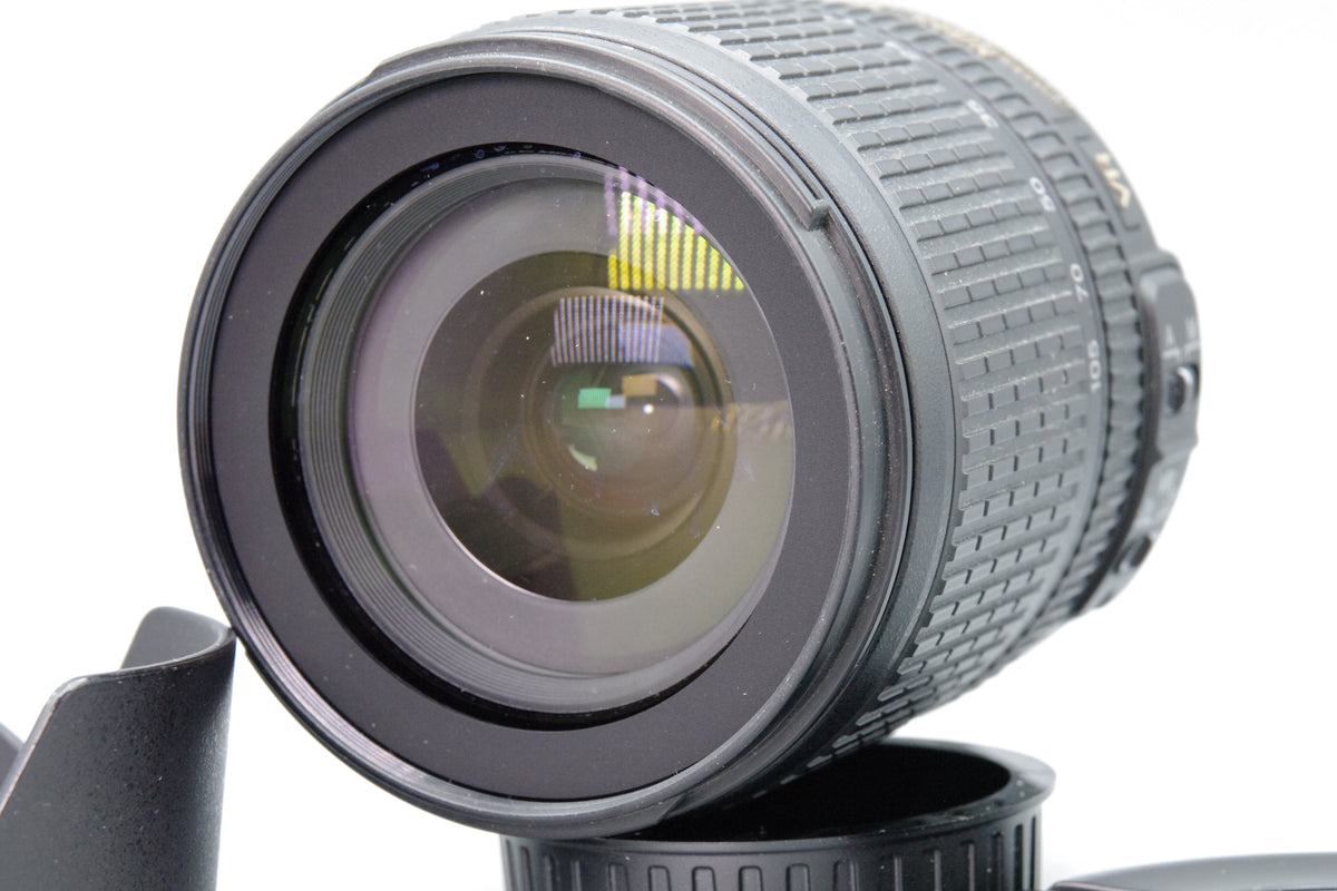 Nikon AF‑S DX 18–105mm f/3.5–5.6G ED VR  Lens – Excellent Condition