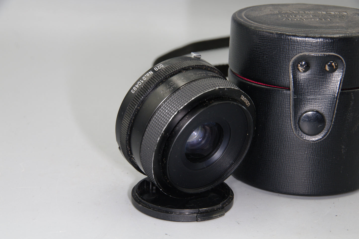 Tamron 28mm f/2.5 BBAR Adaptall-2 Lens – Model 02B – Sharp Wide Angle Prime
