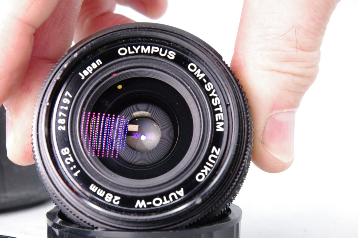 Olympus OM Zuiko AUTO-W 28mm f2.8 Wide Angle Prime Lens Case Hood Caps Tested