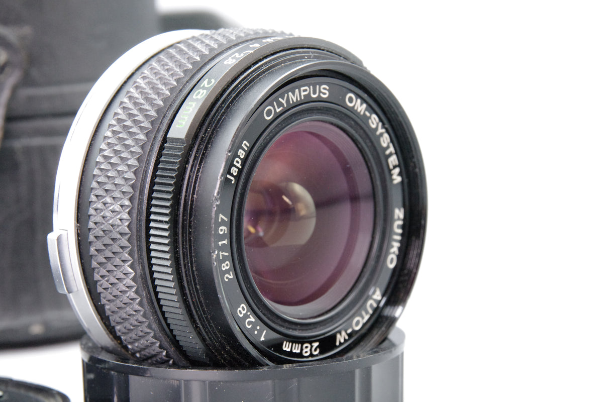 Olympus OM Zuiko AUTO-W 28mm f2.8 Wide Angle Prime Lens Case Hood Caps Tested