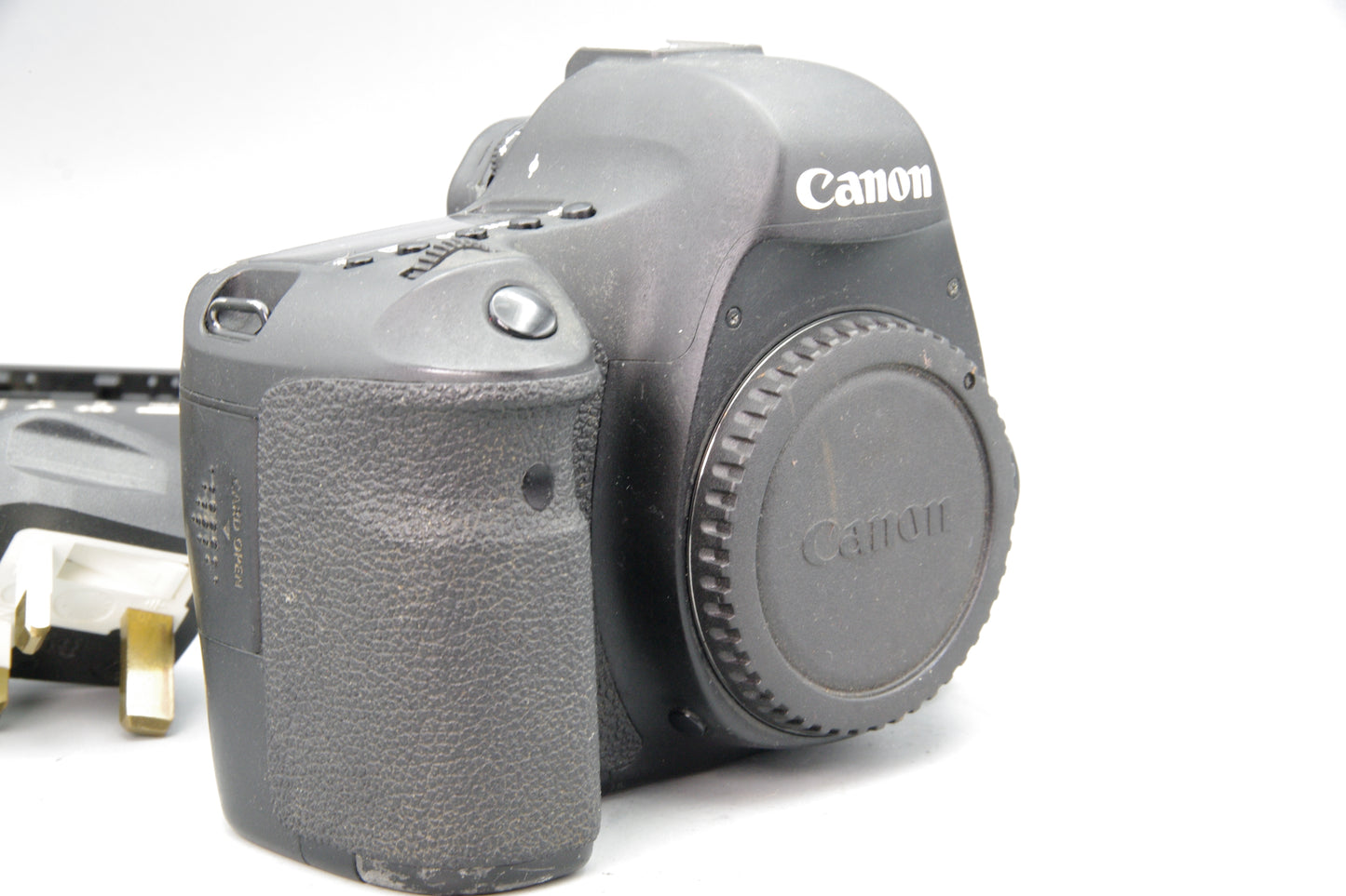 Canon EOS 6D Full Frame DSLR with Battery/Charger Tested and Working