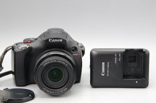 Canon PowerShot SX40 HS 12.1MP Digital Bridge Camera – 35X Zoom
