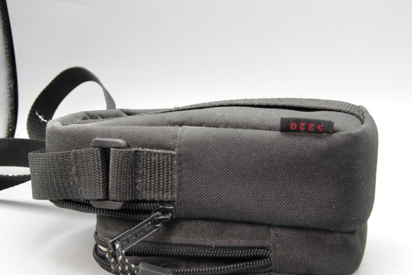 Tamrac 5220 Camera Case Very Good Condition Compact Protective Camera Bag