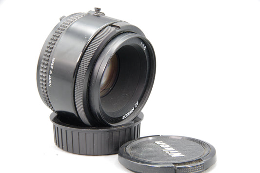 Nikon AF Nikkor 50mm f/1.8 Lens – AF – Fast Prime – Excellent – Both Caps