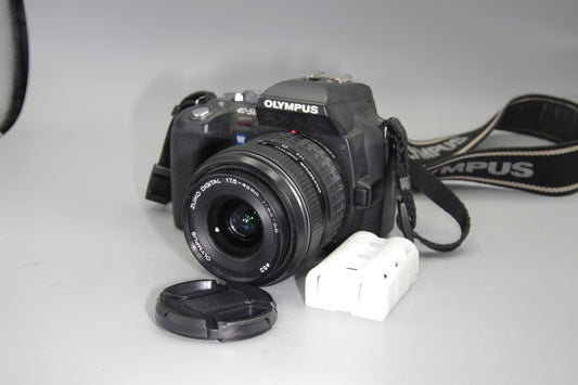Olympus E-500 DSLR + 17.5–45mm Lens – Four Thirds – Low Shutter Count 4921