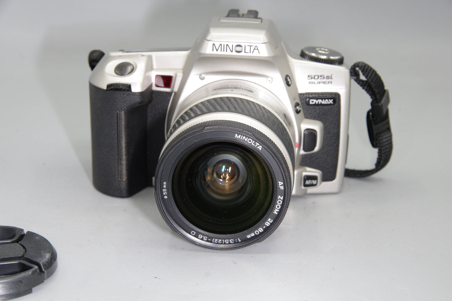 Minolta Dynax 500si Super 35mm SLR + 28–80mm f/3.5–5.6 AF Zoom Lens - EXC