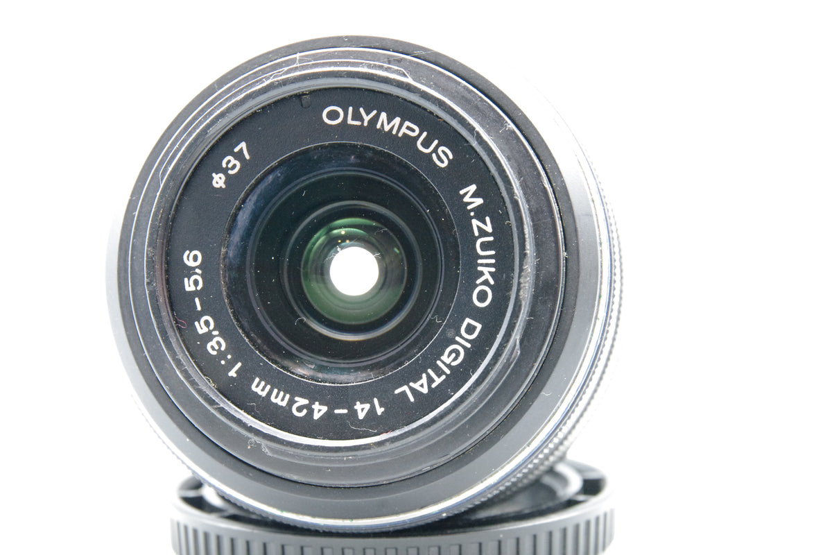 Olympus M.Zuiko Digital 14–42mm f/3.5–5.6 II R MSC Lens M4/3 Black VGC