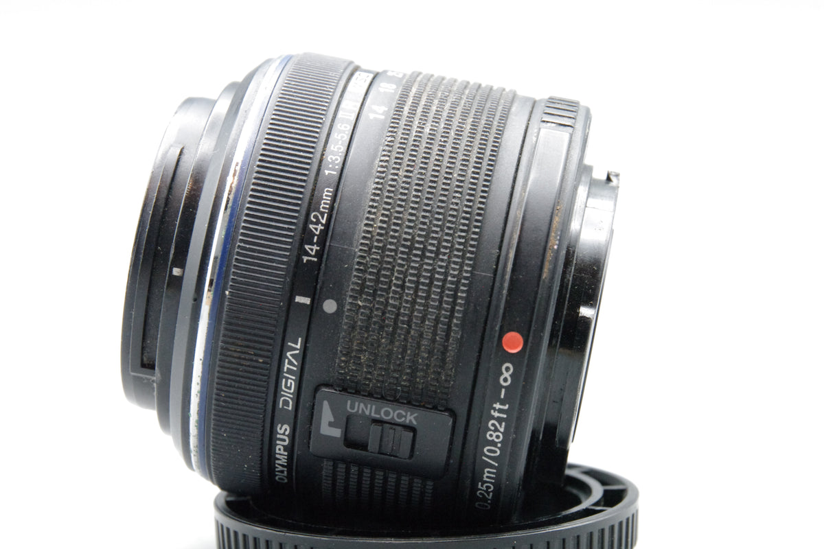 Olympus M.Zuiko Digital 14–42mm f/3.5–5.6 II R MSC Lens M4/3 Black VGC