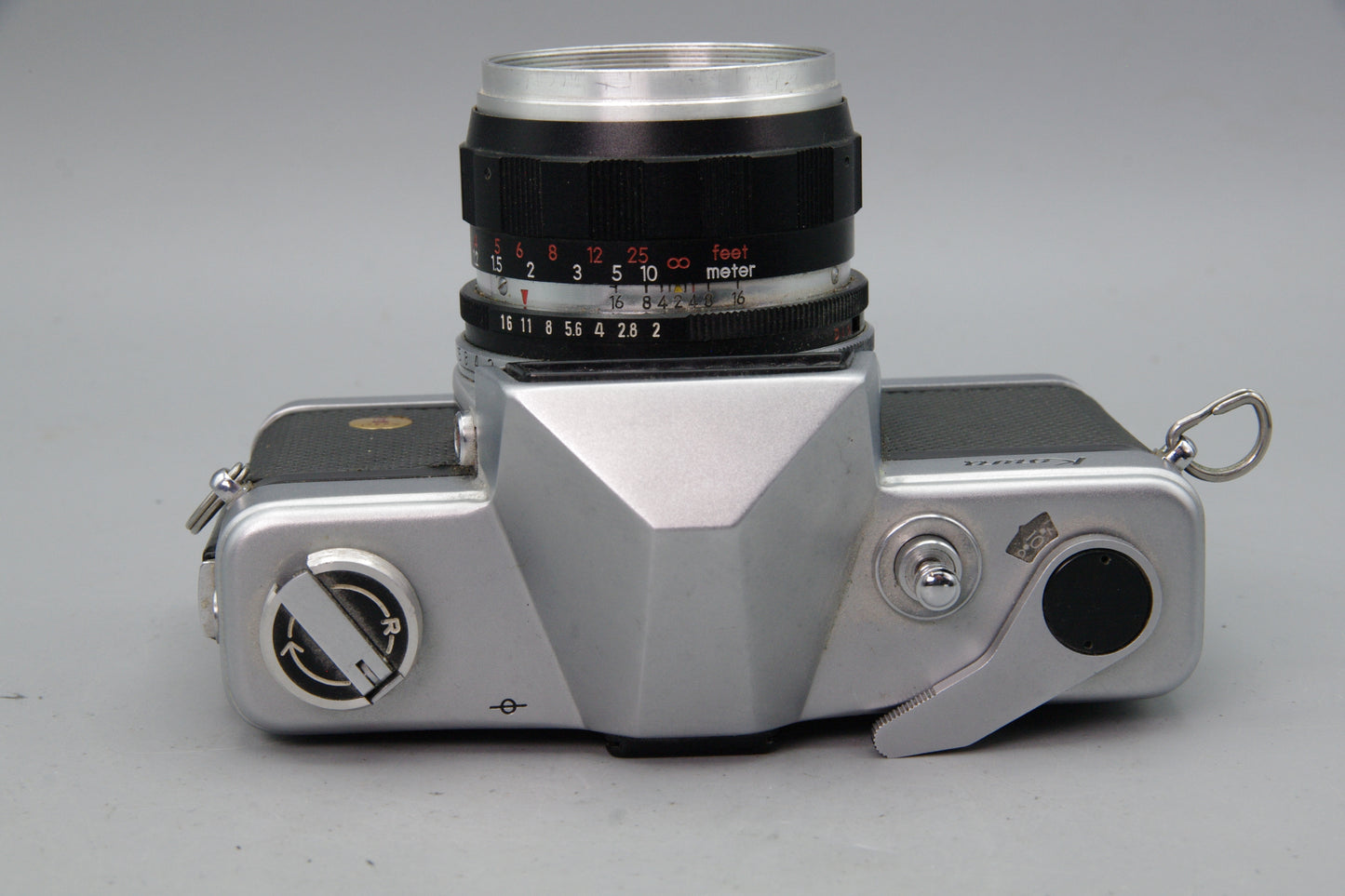 Kowa Model E SLR with 50mm f/2 Lens Shutter Working