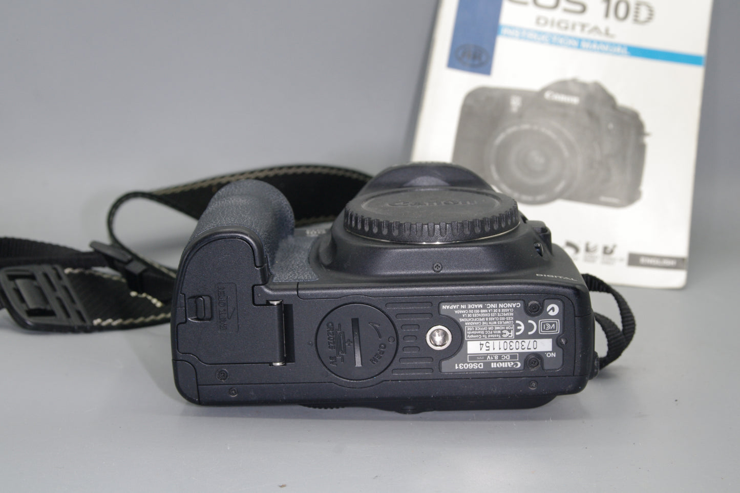 Canon EOS 10D 6.3MP DSLR