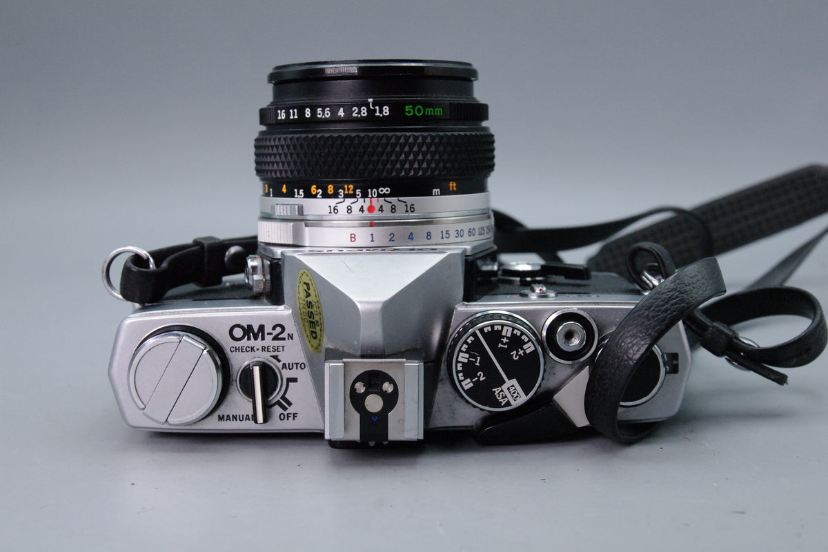 Olympus OM-2N 35mm SLR + Zuiko 50mm f/1.8 Lens – Tested