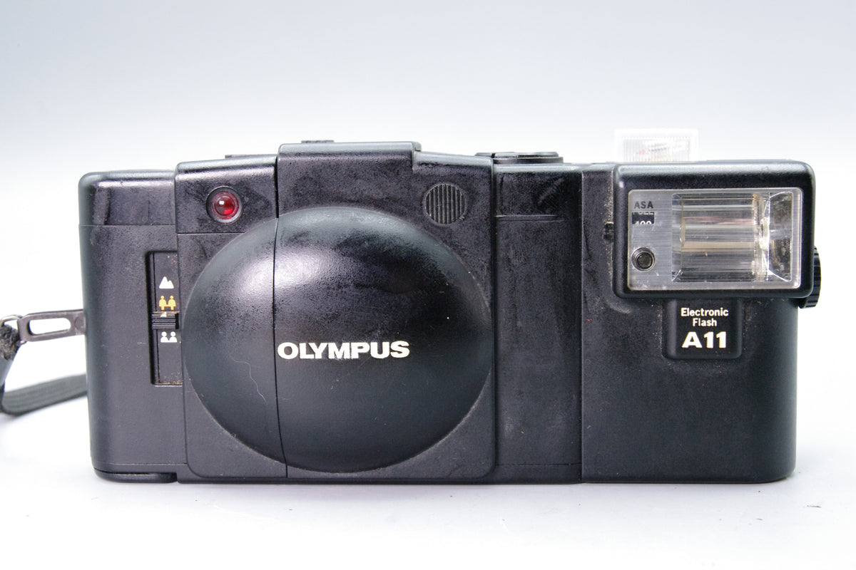 Olympus XA2 35mm Compact Film Camera with A11 Flash - Tested & Working