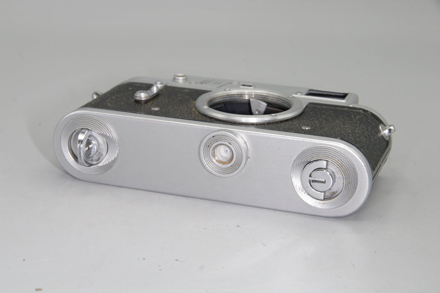 KMZ Mir 35mm Rangefinder Camera M39 LTM Soviet Leica Copy 1959–61